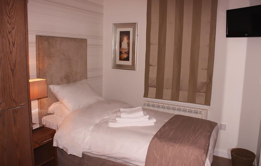 Mccafferty'S Guesthouse อิลฟอร์ด ห้อง รูปภาพ